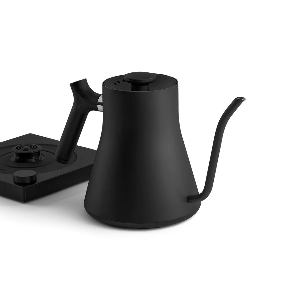 Fellow EKG matte black kettle