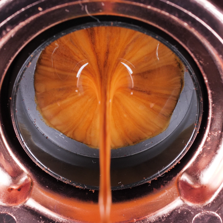 Pulling a naked espresso shot with the Flair bottomless 2-in-1 portafilter