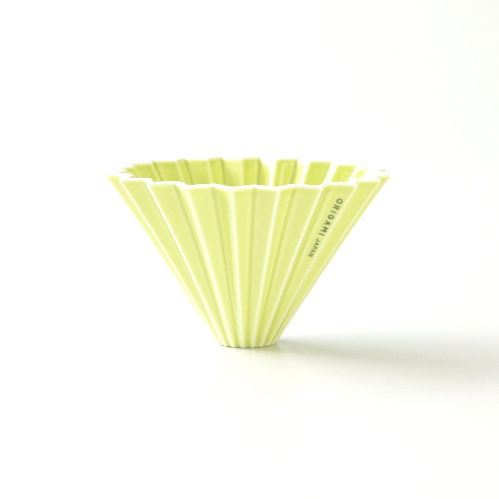 Origami medium ceramic dripper in green
